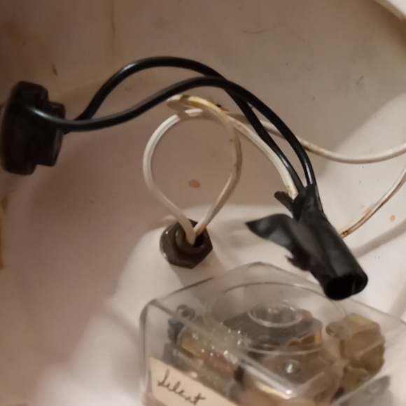 Atlantic Mold Co. Musical Plays Silent Night Vintage Ceramic Christmas Tree - Picture 10 of 14